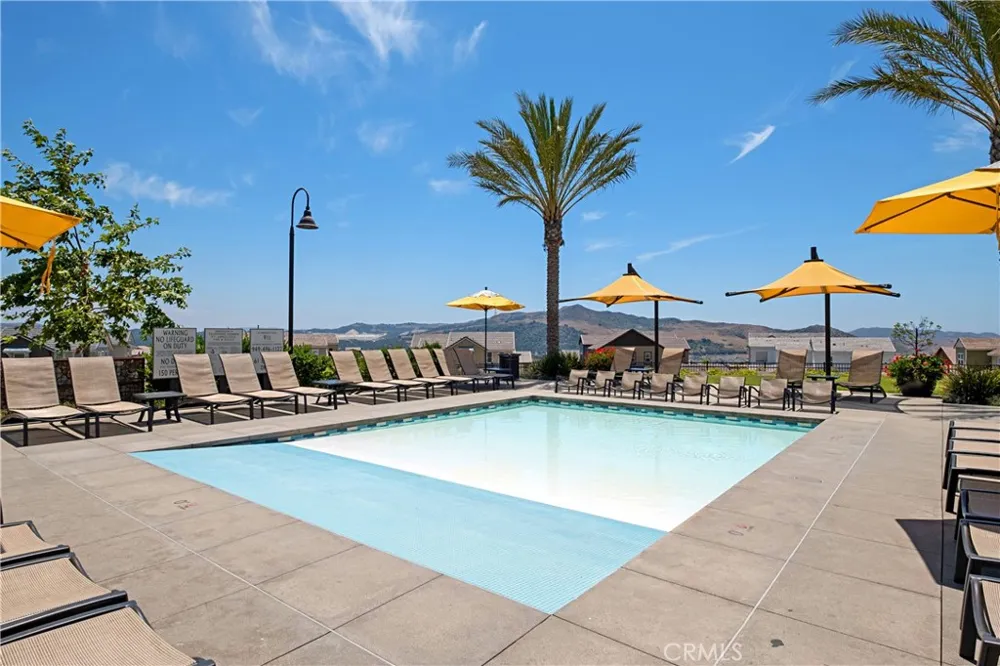 31 Promesa Avenue Rancho Mission Viejo, CA 92694