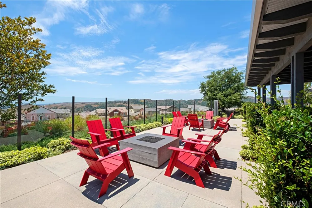 31 Promesa Avenue Rancho Mission Viejo, CA 92694