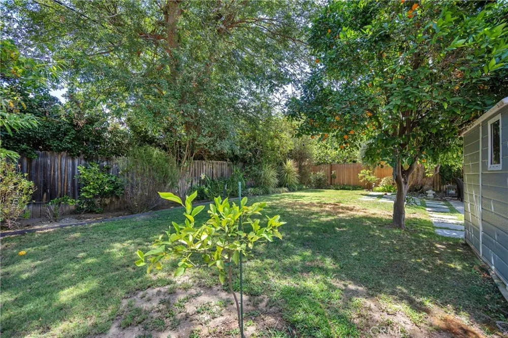 5644 Tobias Avenue Sherman Oaks, CA 91411