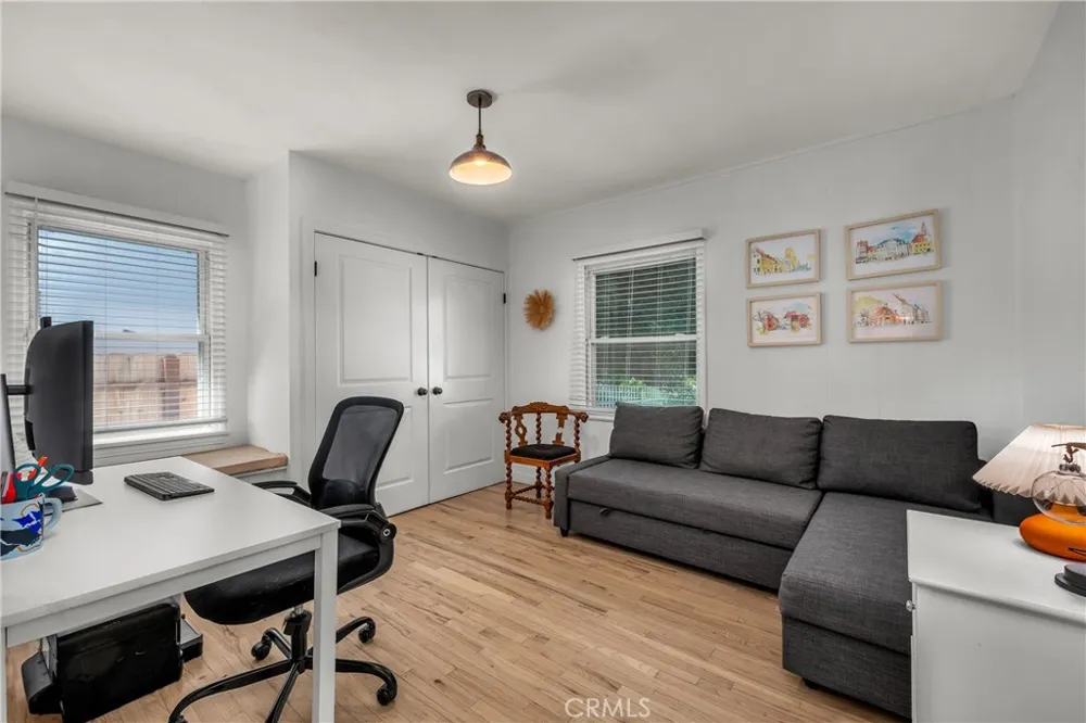 5644 Tobias Avenue Sherman Oaks, CA 91411