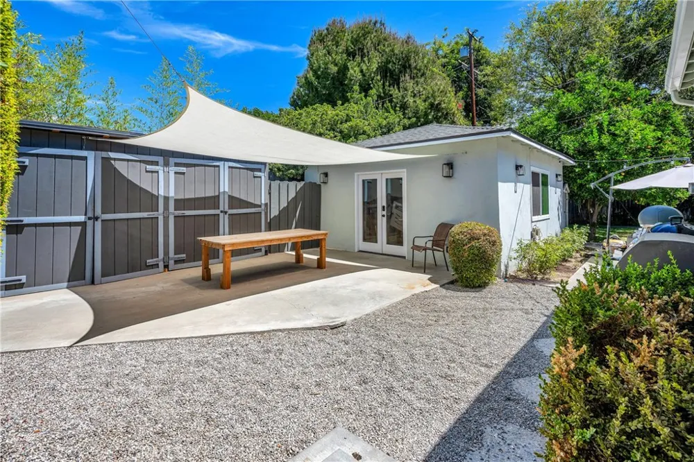 5644 Tobias Avenue Sherman Oaks, CA 91411