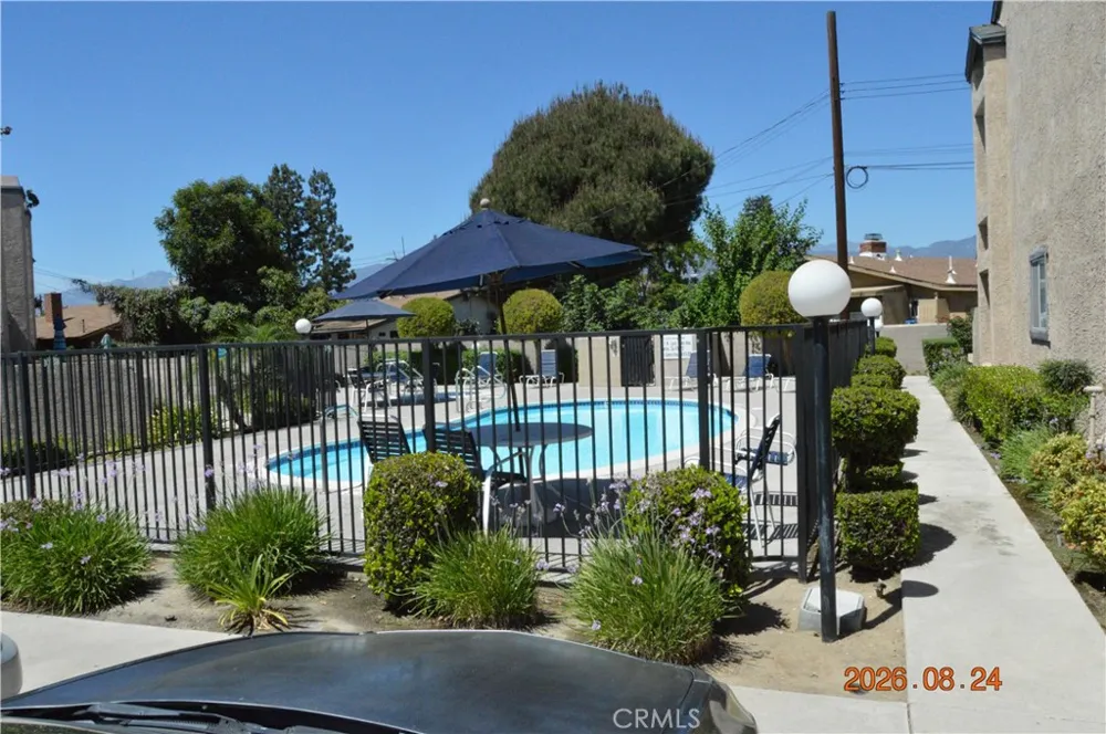681 Lark Ellen Covina, CA 91722