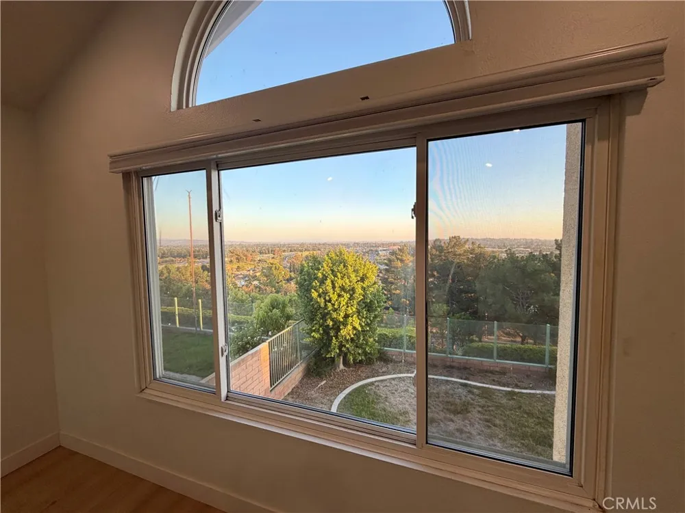 828 E Davidson Court Brea, CA 92821