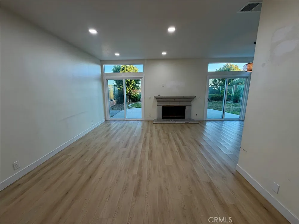 828 E Davidson Court Brea, CA 92821