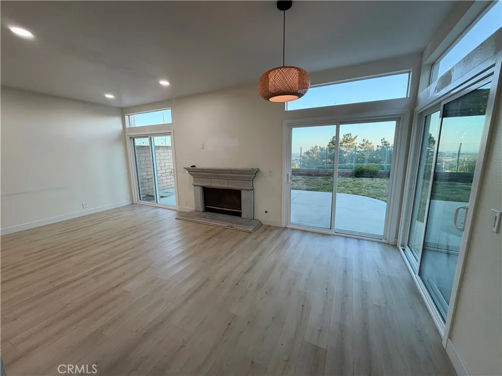 828 E Davidson Court Brea, CA 92821