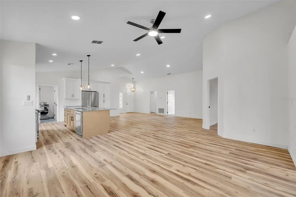 3635 KINGSWOOD COURT Clermont, FL 34711