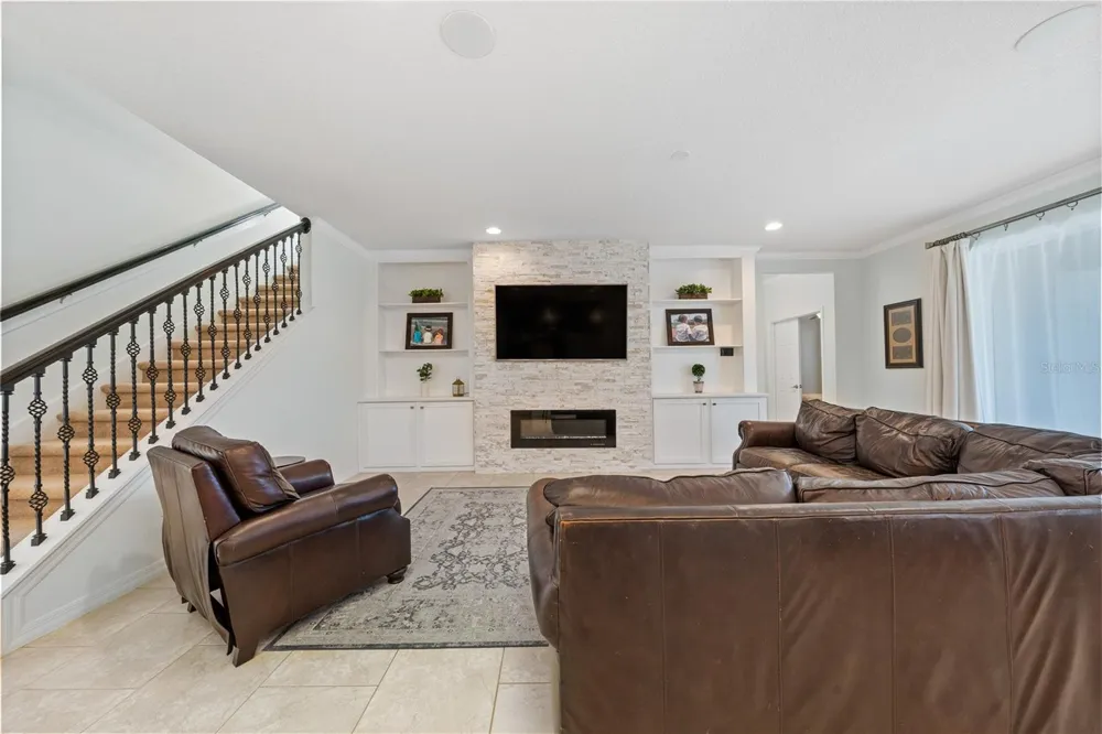 2202 REDMARK LANE Winter Garden, FL 34787