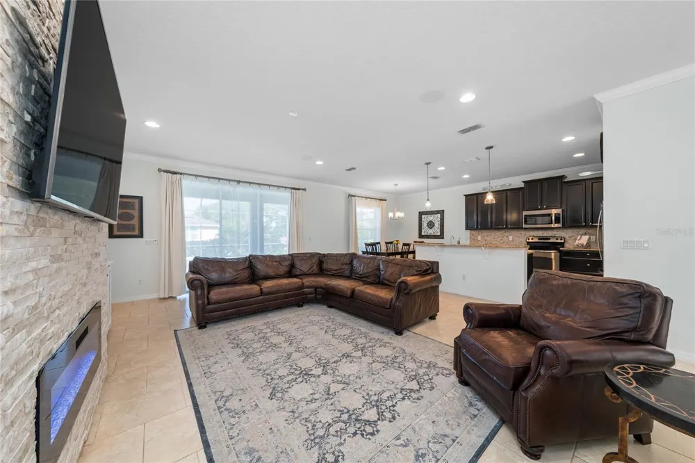 2202 REDMARK LANE Winter Garden, FL 34787