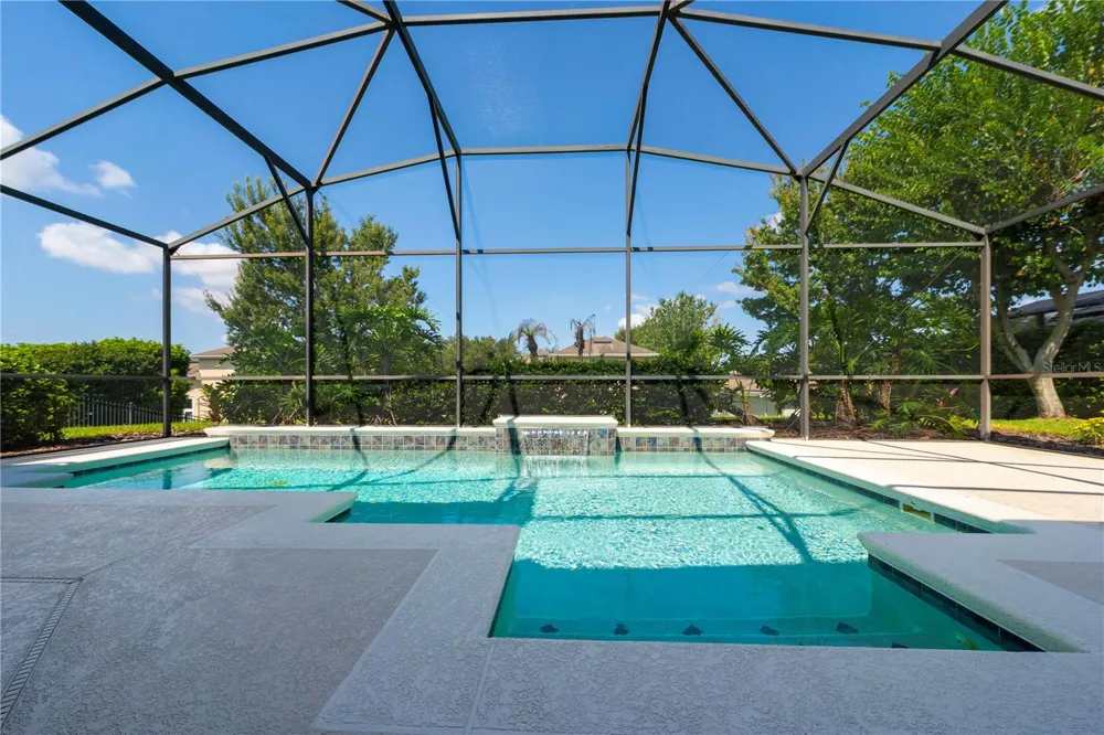 2202 REDMARK LANE Winter Garden, FL 34787