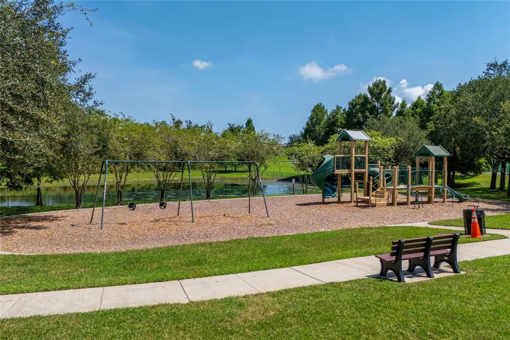2202 REDMARK LANE Winter Garden, FL 34787