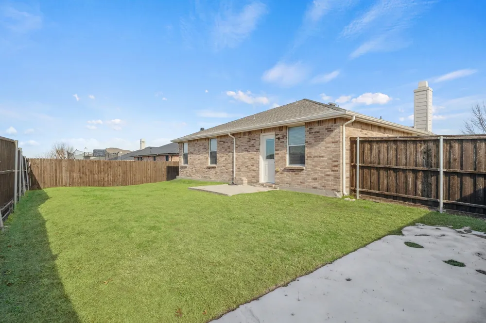 2601 Shorewood Drive Little Elm, TX 75068