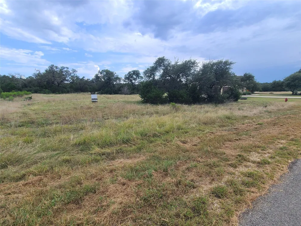 1611 Lake Ridge Drive Canyon Lake, TX 78133