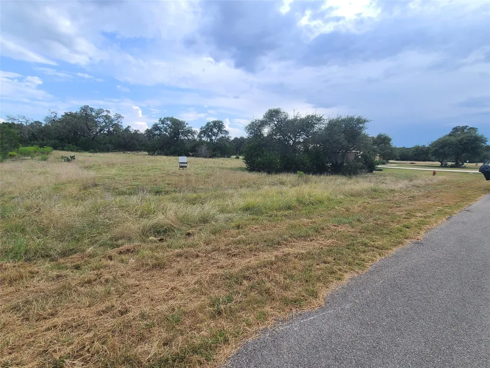 1611 Lake Ridge Drive Canyon Lake, TX 78133