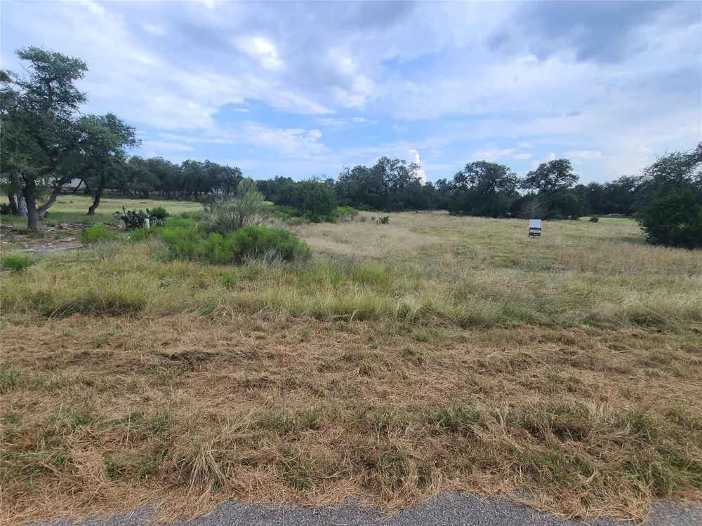 1611 Lake Ridge Drive Canyon Lake, TX 78133