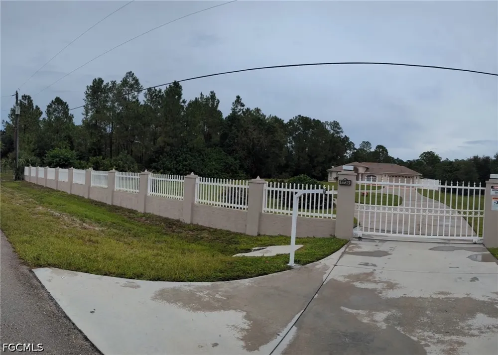 2nd Street NE Naples, FL 34120