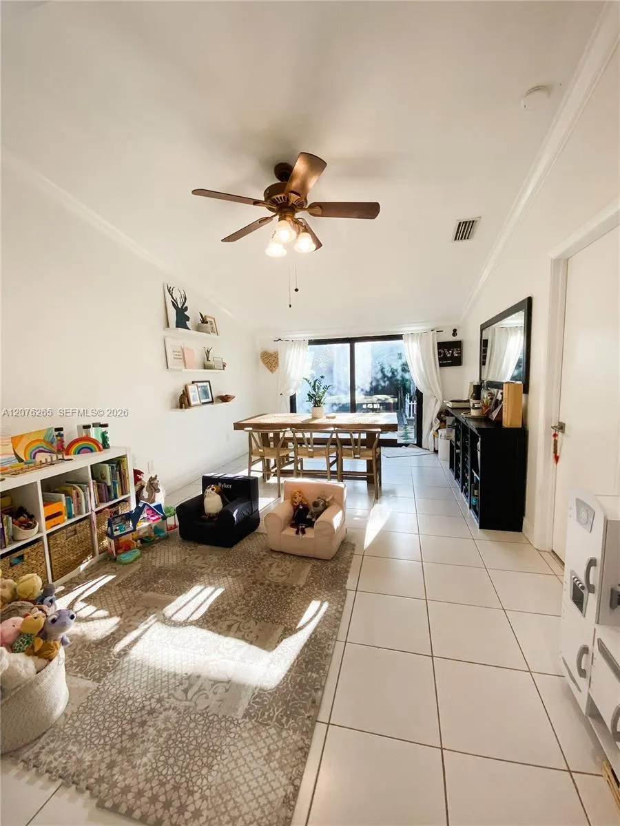 10050 SW 137th Ct Miami, FL 33186
