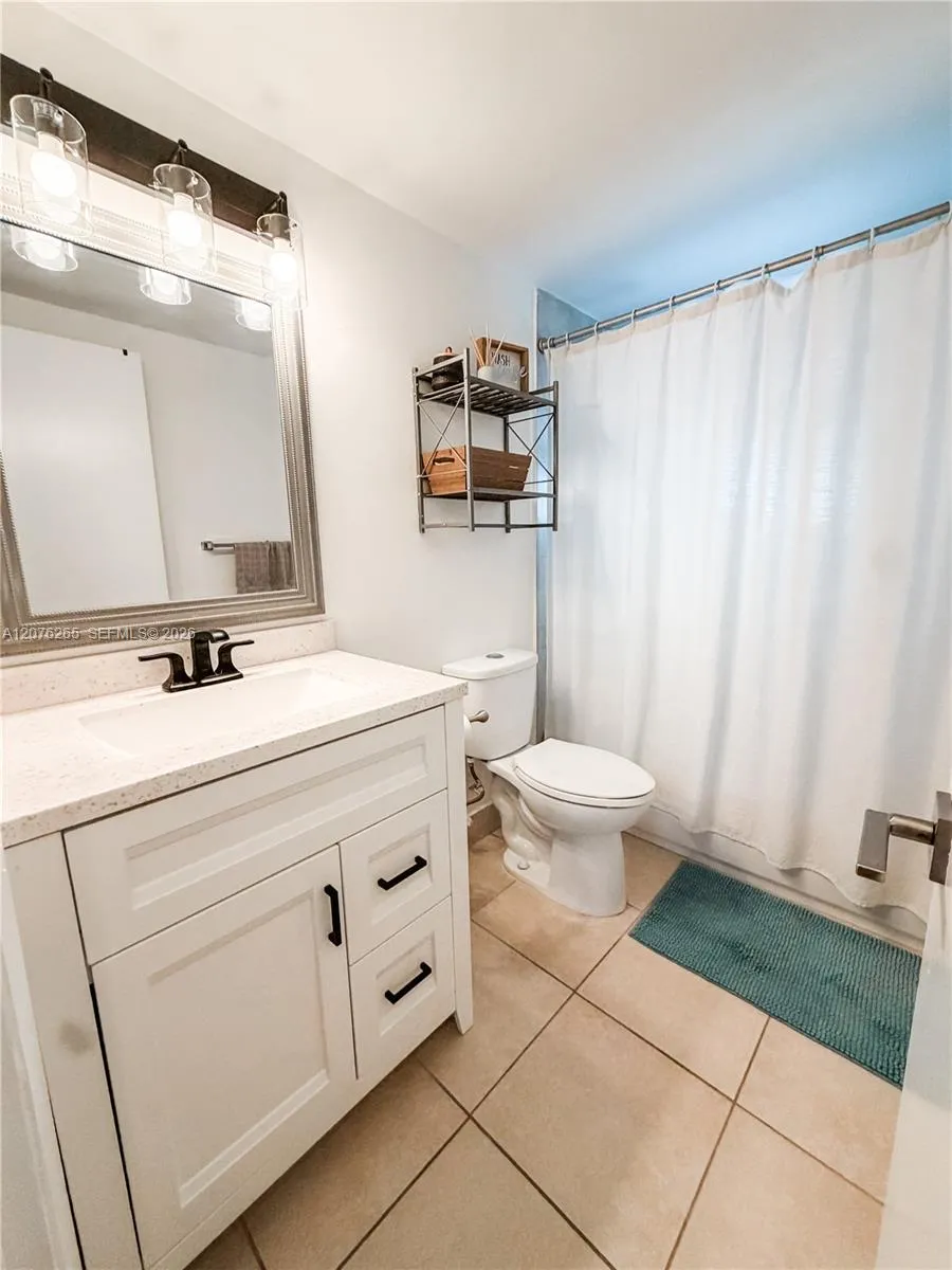 10050 SW 137th Ct Miami, FL 33186