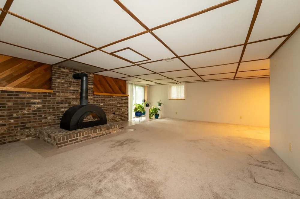 554 S Bamber Road Union Charter Township, MI 48858