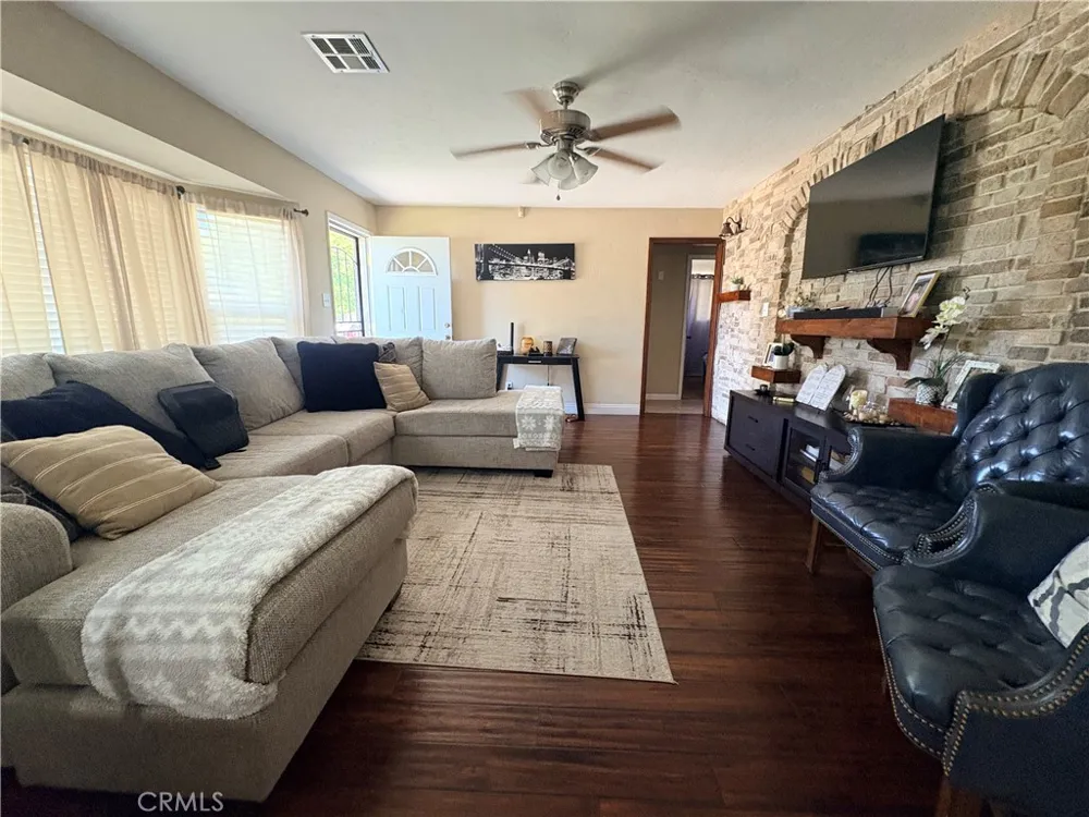 316 Western Bakersfield, CA 93309