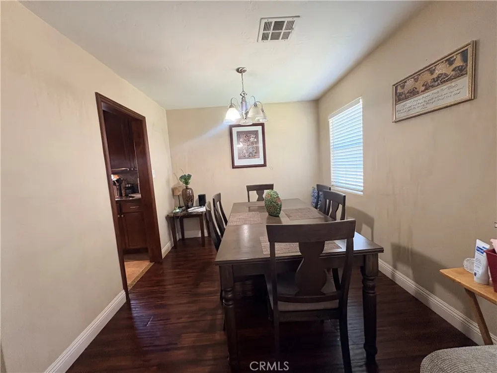 316 Western Bakersfield, CA 93309