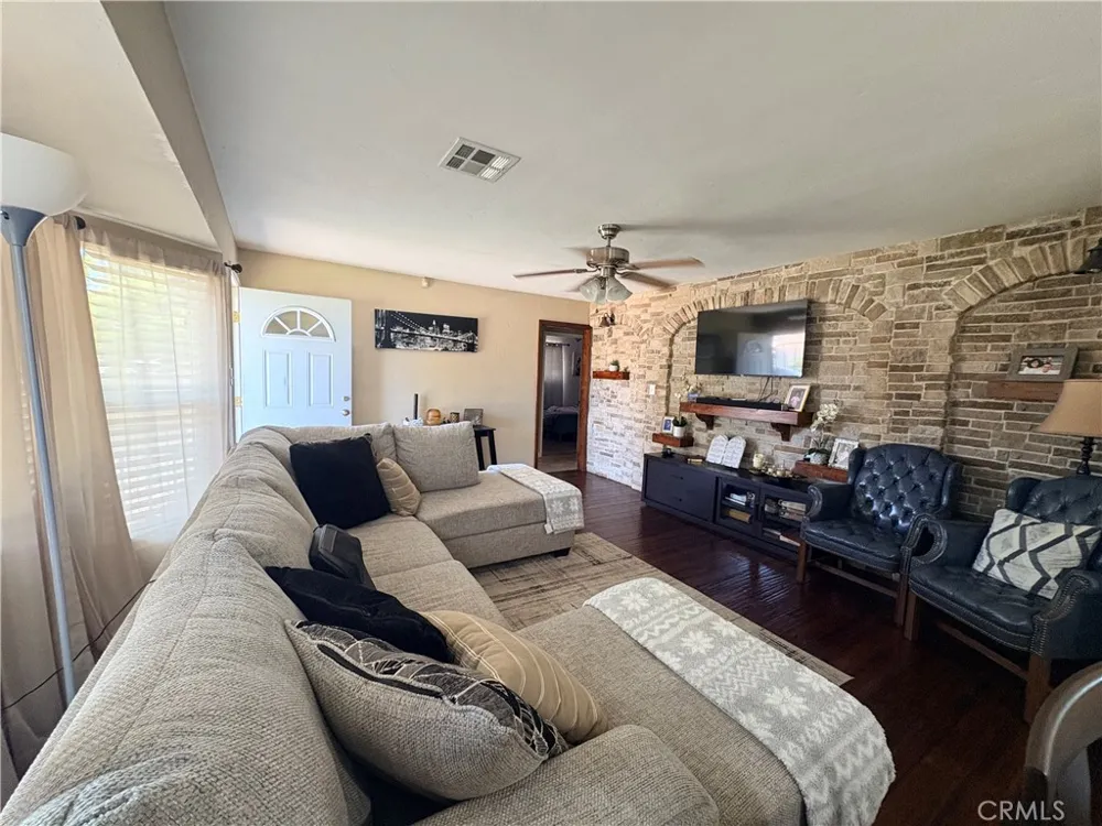 316 Western Bakersfield, CA 93309