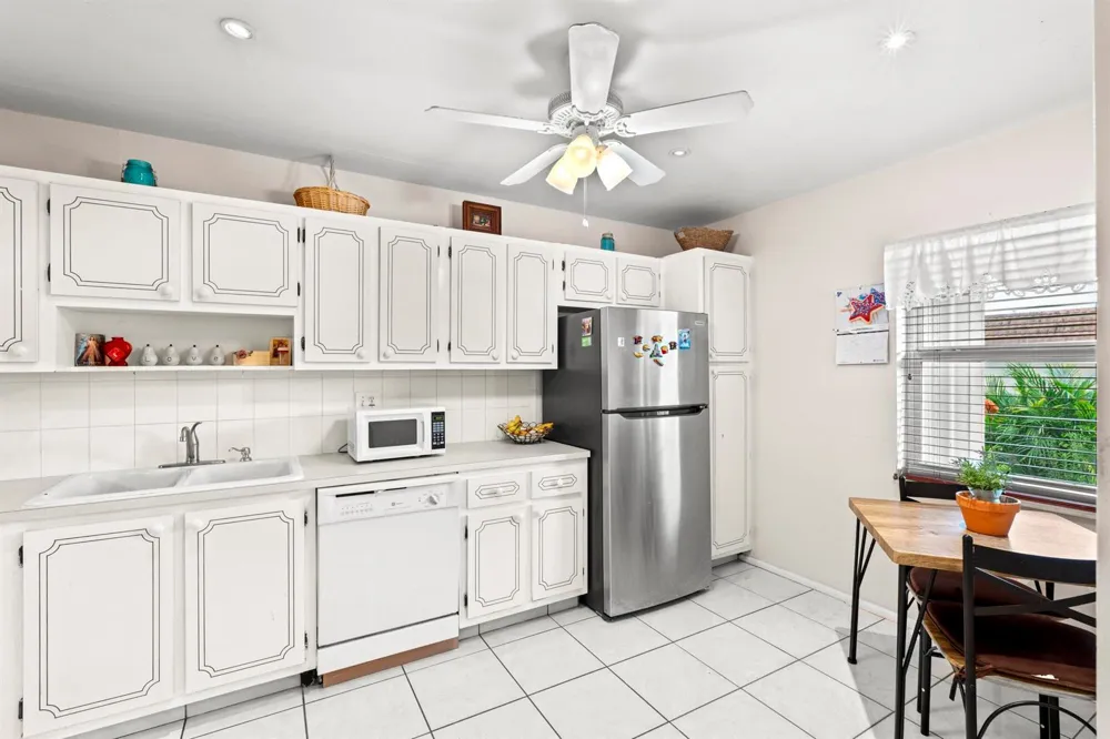 5775 W Fernley Dr Drive W #134 West Palm Beach, FL 33415