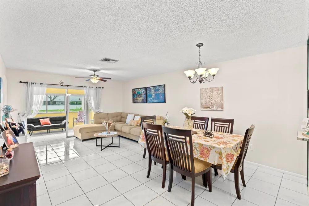 5775 W Fernley Dr Drive W #134 West Palm Beach, FL 33415