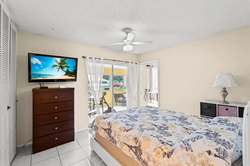 5775 W Fernley Dr Drive W #134 West Palm Beach, FL 33415
