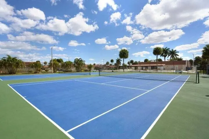 5775 W Fernley Dr Drive W #134 West Palm Beach, FL 33415