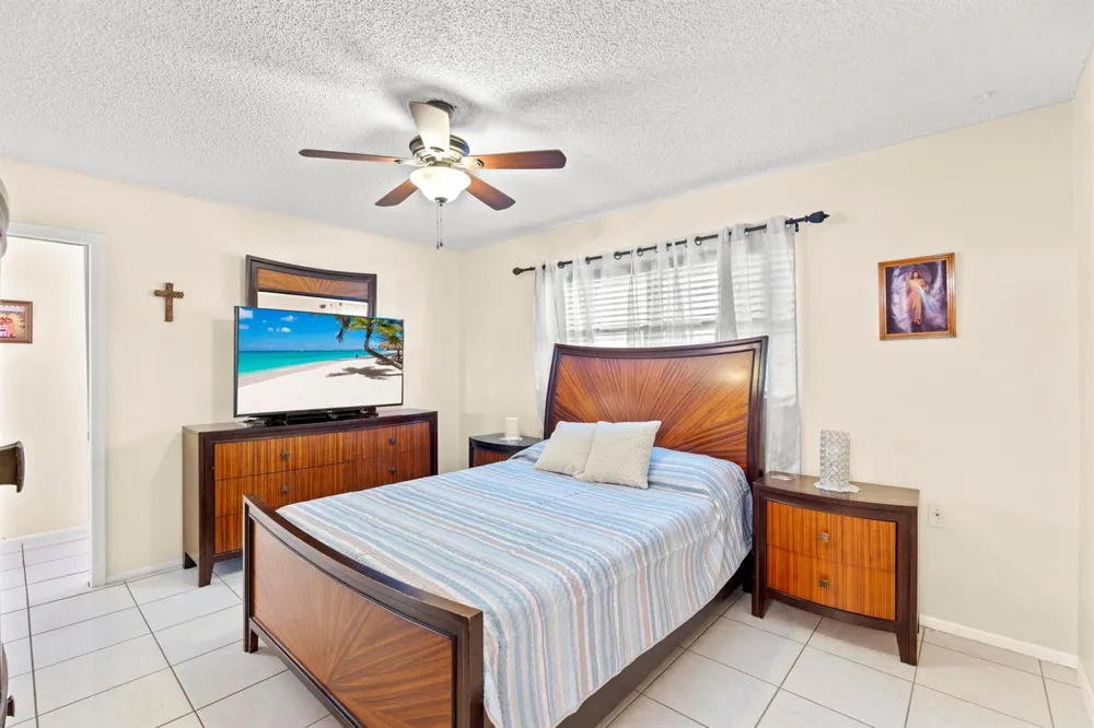 5775 W Fernley Dr Drive W #134 West Palm Beach, FL 33415