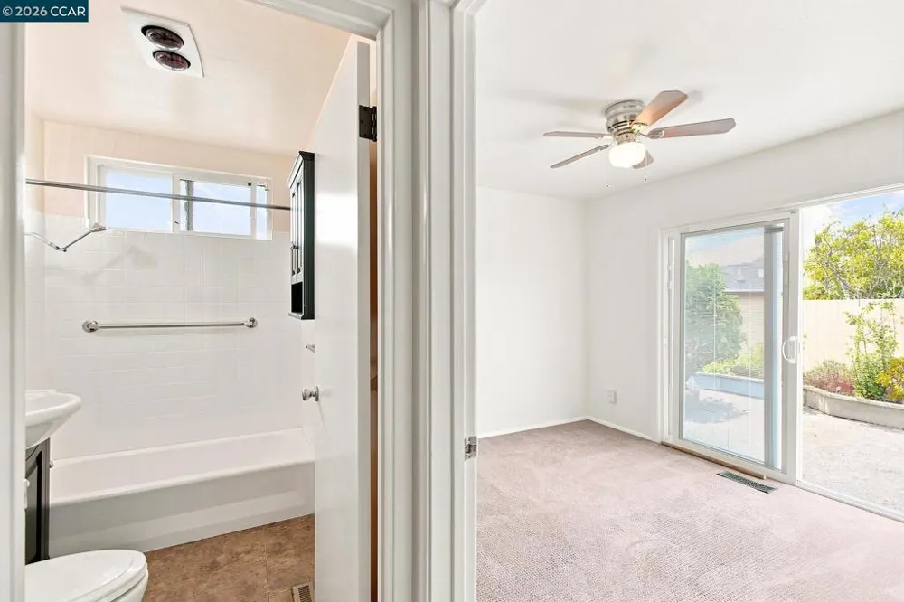 689 Linda Mar Blvd Pacifica, CA 94044