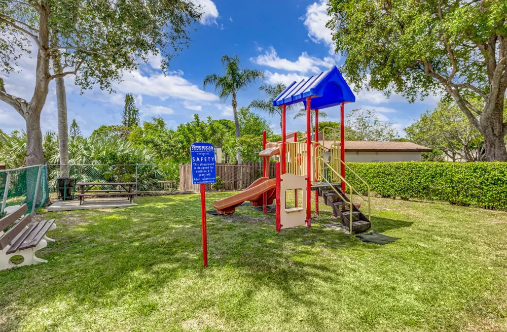 4815 Sable Pine Circle #C1 West Palm Beach, FL 33417