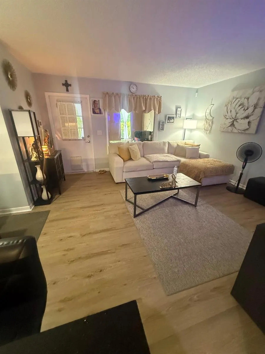 4815 Sable Pine Circle #C1 West Palm Beach, FL 33417