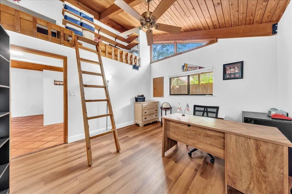 6120 NW 33rd Way Fort Lauderdale, FL 33309