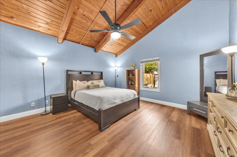 6120 NW 33rd Way Fort Lauderdale, FL 33309