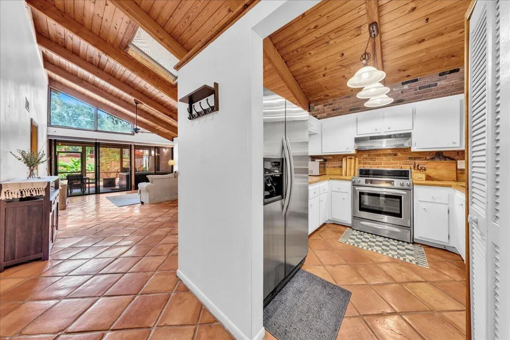 6120 NW 33rd Way Fort Lauderdale, FL 33309