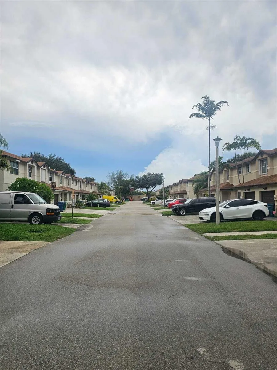 3353 NW 197TH TERRACE Miami Gardens, FL 33056