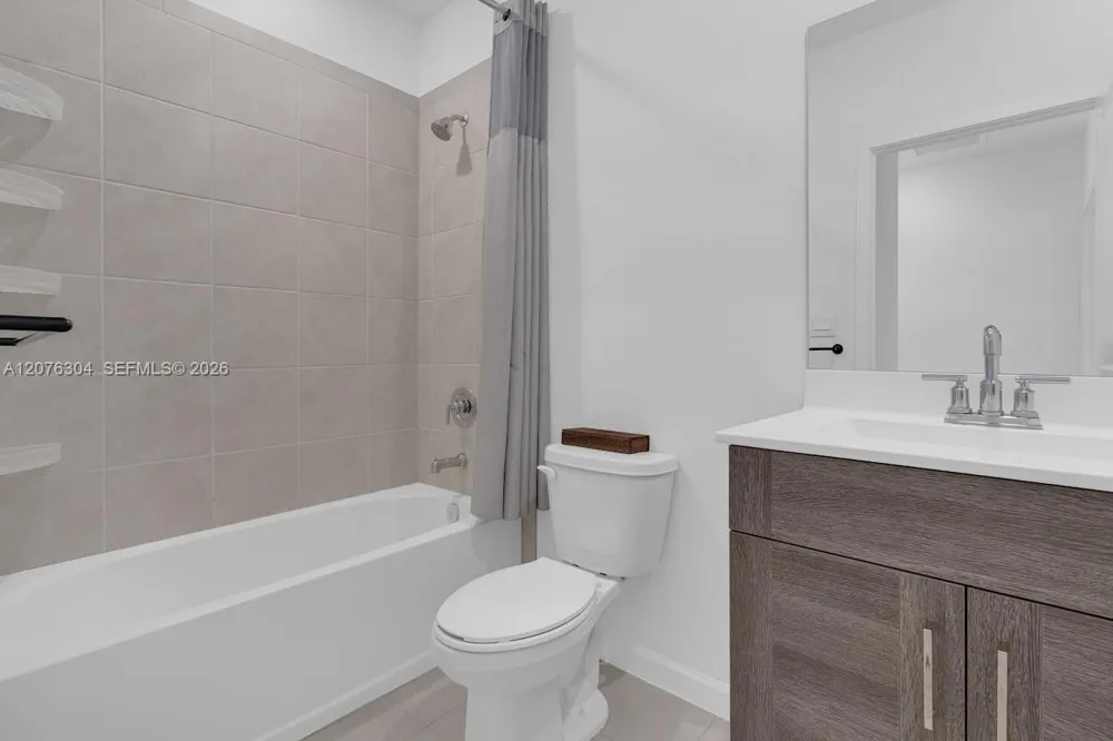 805 SE 18th St #805 Homestead, FL 33034