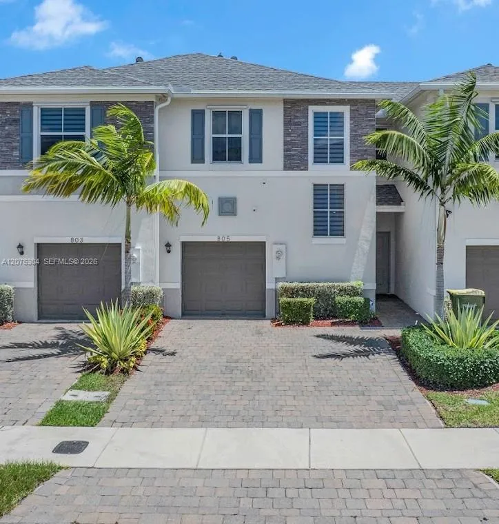 805 SE 18th St #805 Homestead, FL 33034