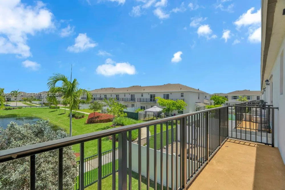 805 SE 18th St #805 Homestead, FL 33034