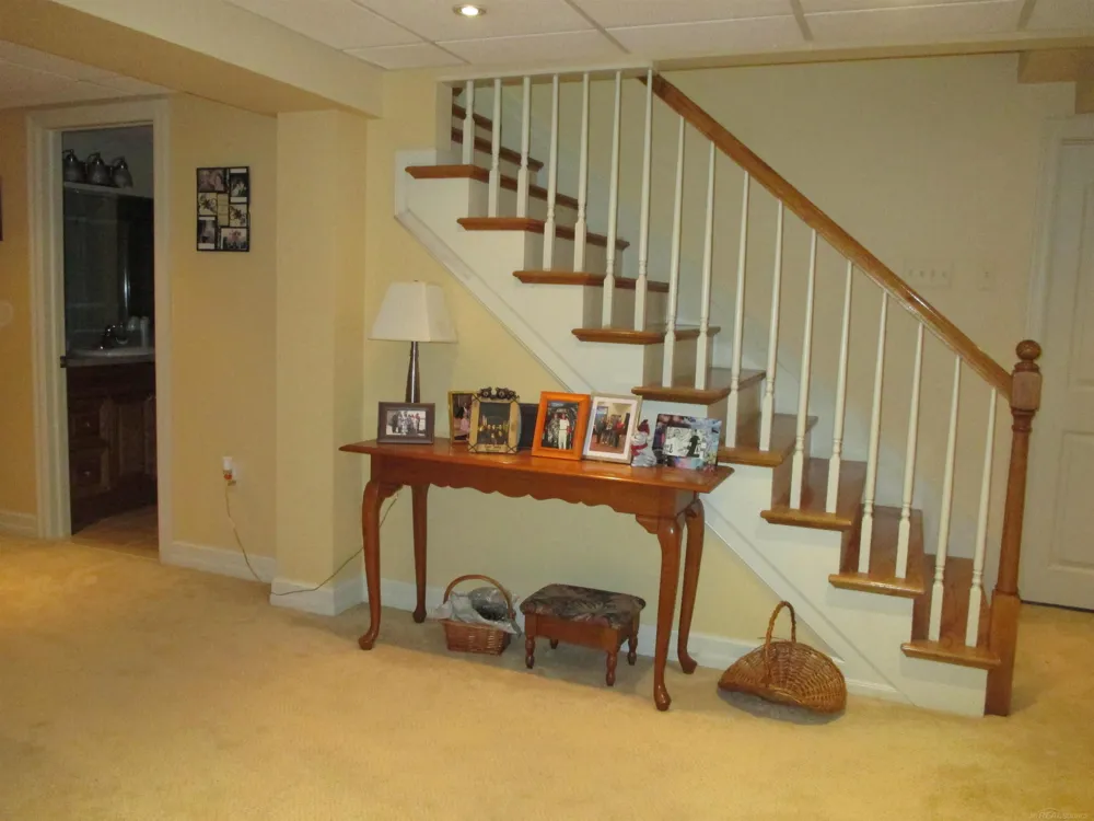 49272 Brodie Court Macomb Township, MI 48042