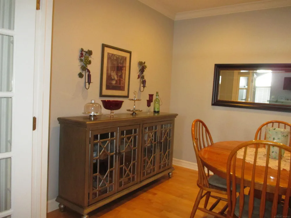49272 Brodie Court Macomb Township, MI 48042