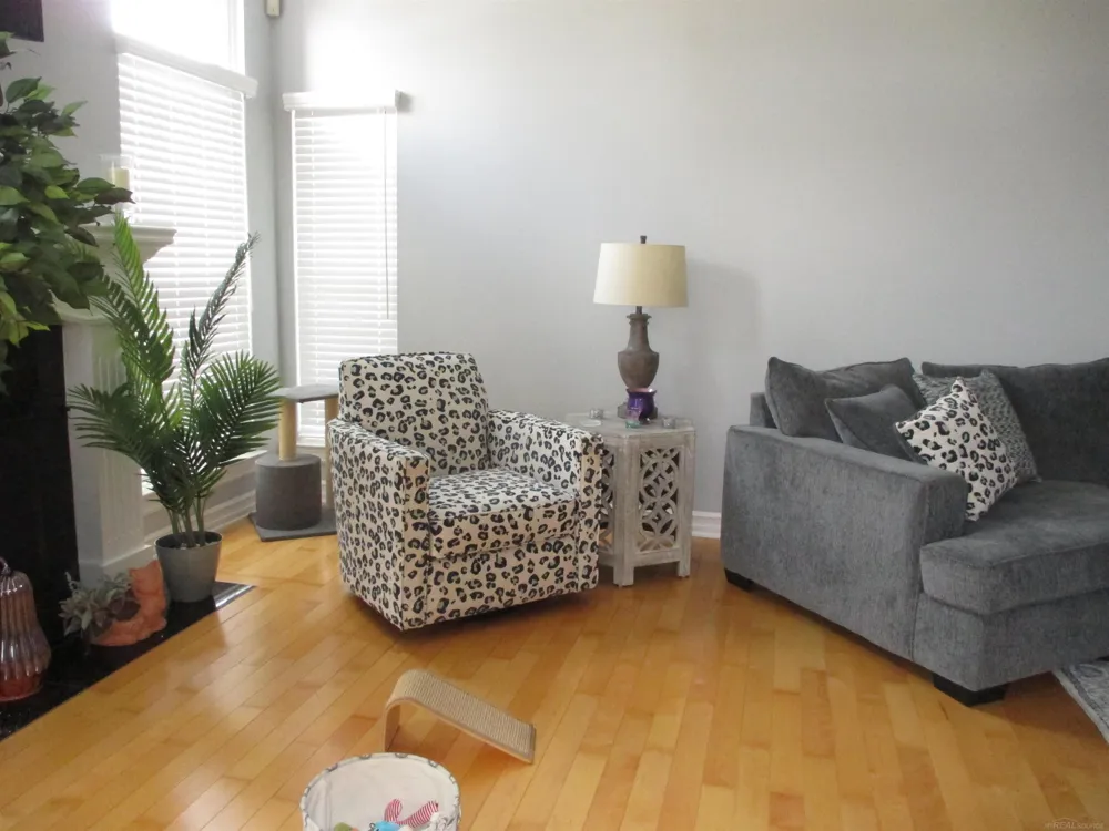 49272 Brodie Court Macomb Township, MI 48042