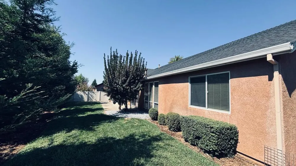 2177 Cadjew Street Redding, CA 96003