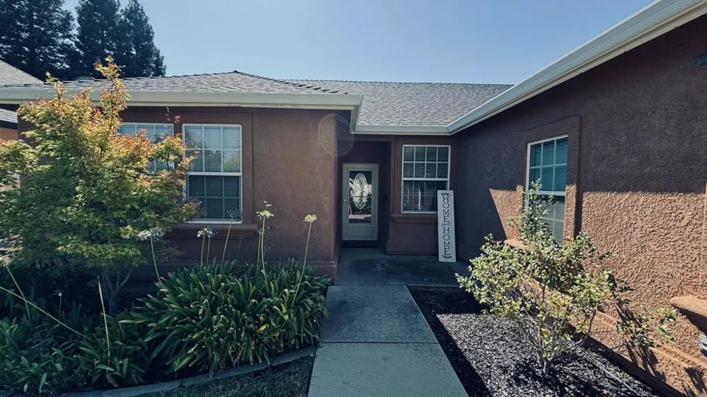 2177 Cadjew Street Redding, CA 96003