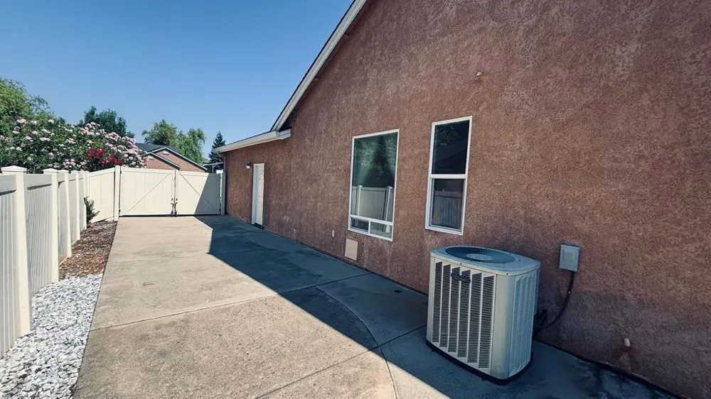 2177 Cadjew Street Redding, CA 96003