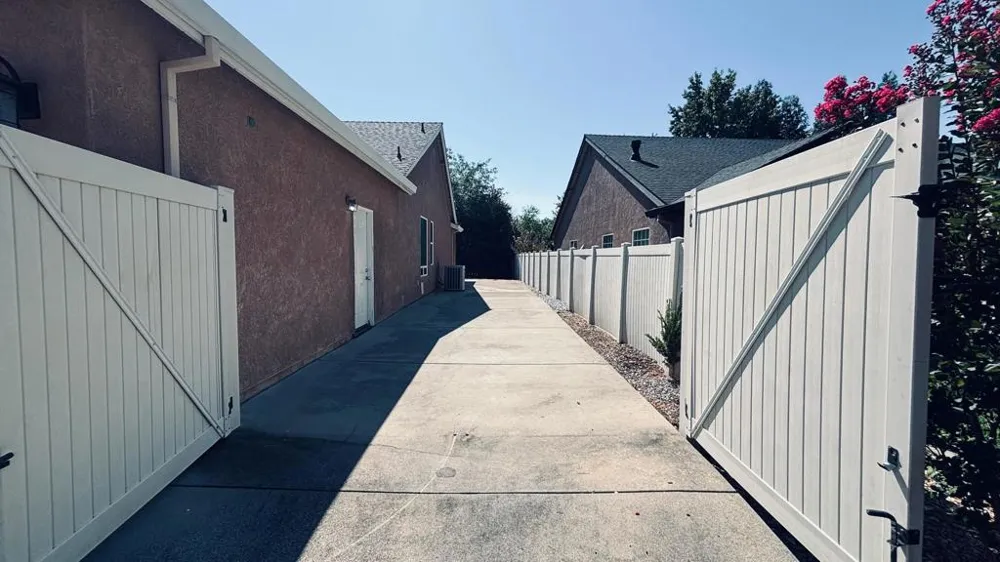 2177 Cadjew Street Redding, CA 96003
