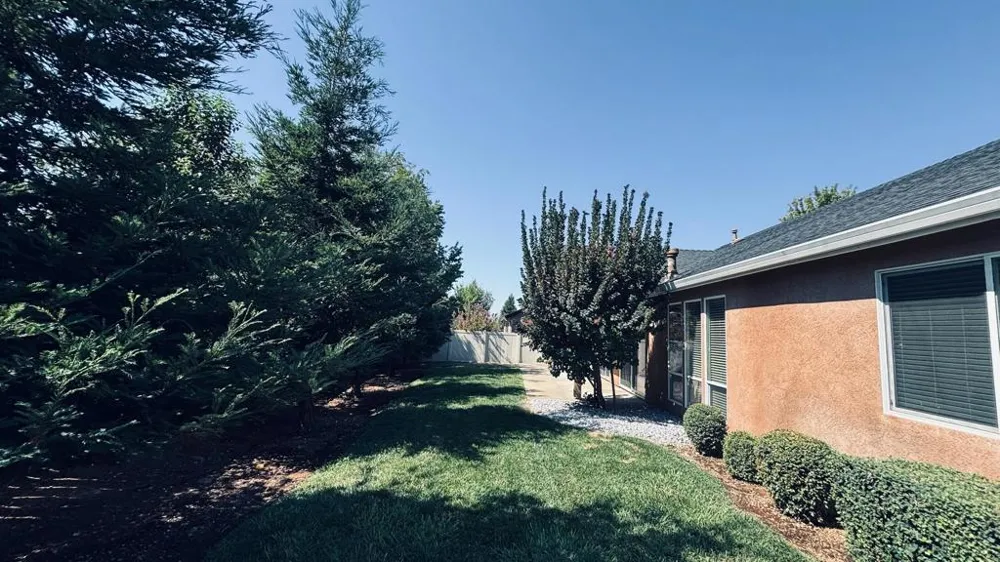 2177 Cadjew Street Redding, CA 96003