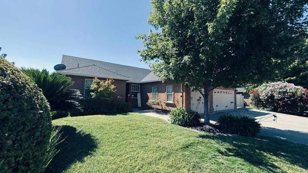 2177 Cadjew Street Redding, CA 96003