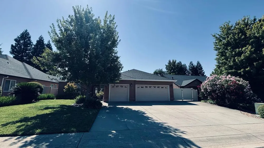 2177 Cadjew Street Redding, CA 96003